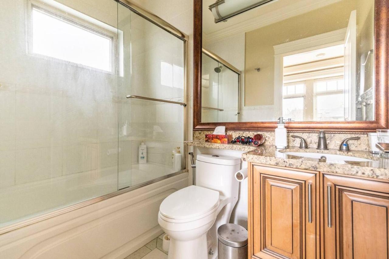 Mike'S Luxury House Apartment Vancouver Ngoại thất bức ảnh